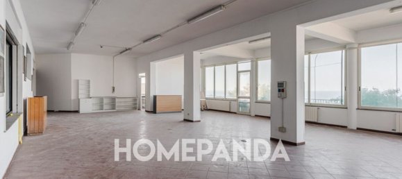 Propiedad comercial en Gioiosa Marea, Italy 448 m² No. 92902 2