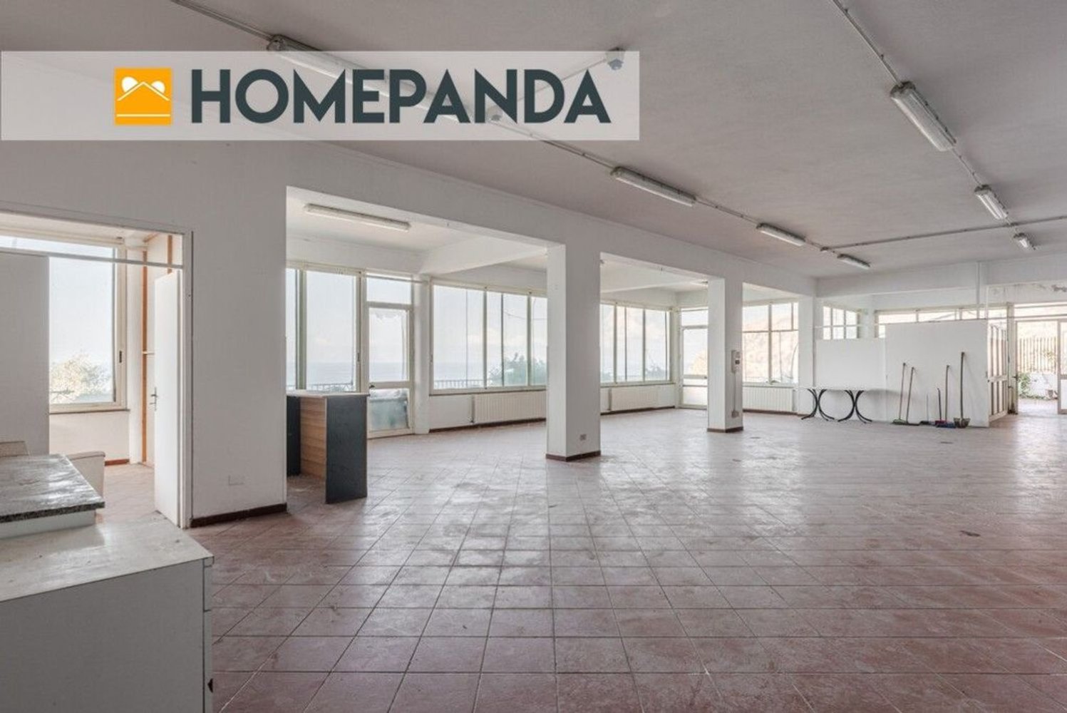 Propiedad comercial en Gioiosa Marea, Italy 448 m² No. 92902