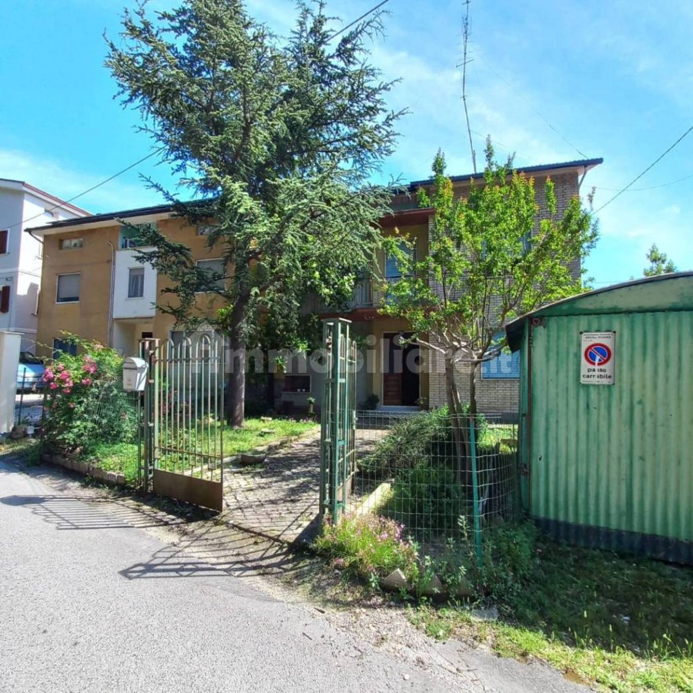 3 chambres Maison à Montappone, Italy No. 344572