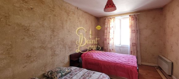 Moradia em banda T3 em Richelieu, France N.º 76171 9