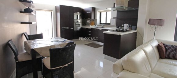 2 Schlafzimmer Wohnung in Saint Julian's, Malta, Nr. 4182 2