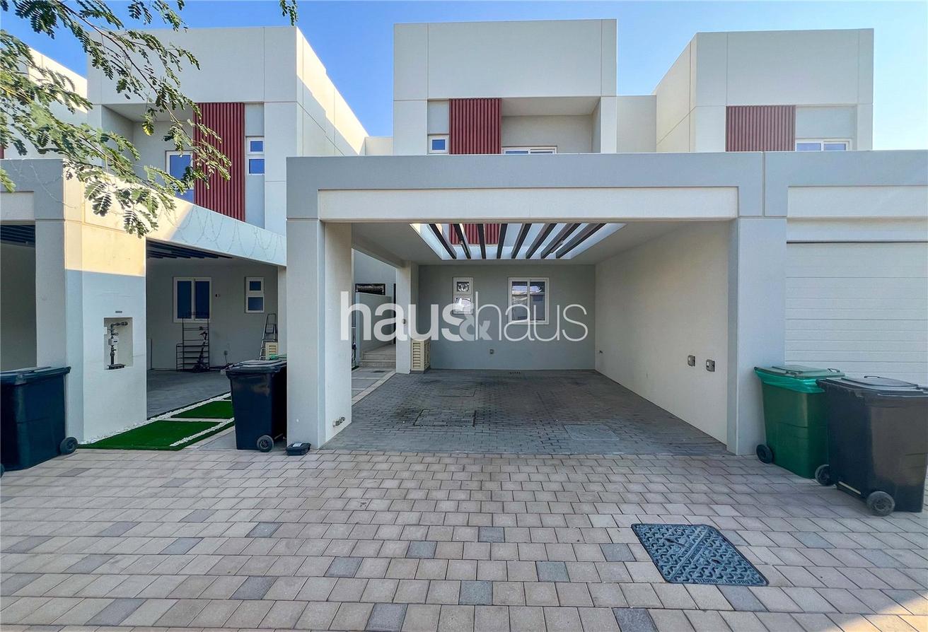 3 Schlafzimmer Stadthaus in Dubai Land, UAE, Nr. 99322