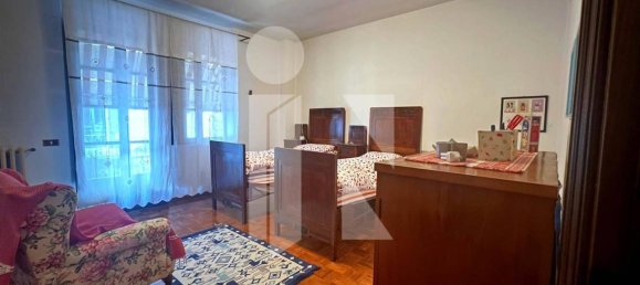 5 rooms Apartment in Mantua, Italy No. 244307 16