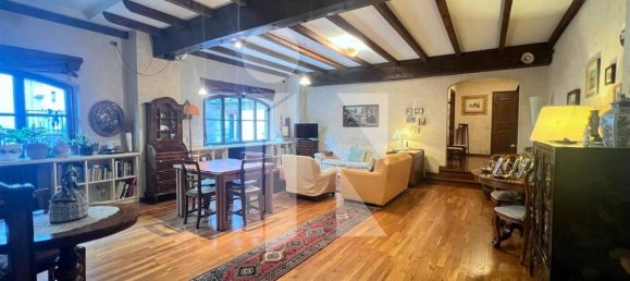 5 rooms Apartment in Mantua, Italy No. 244307 8