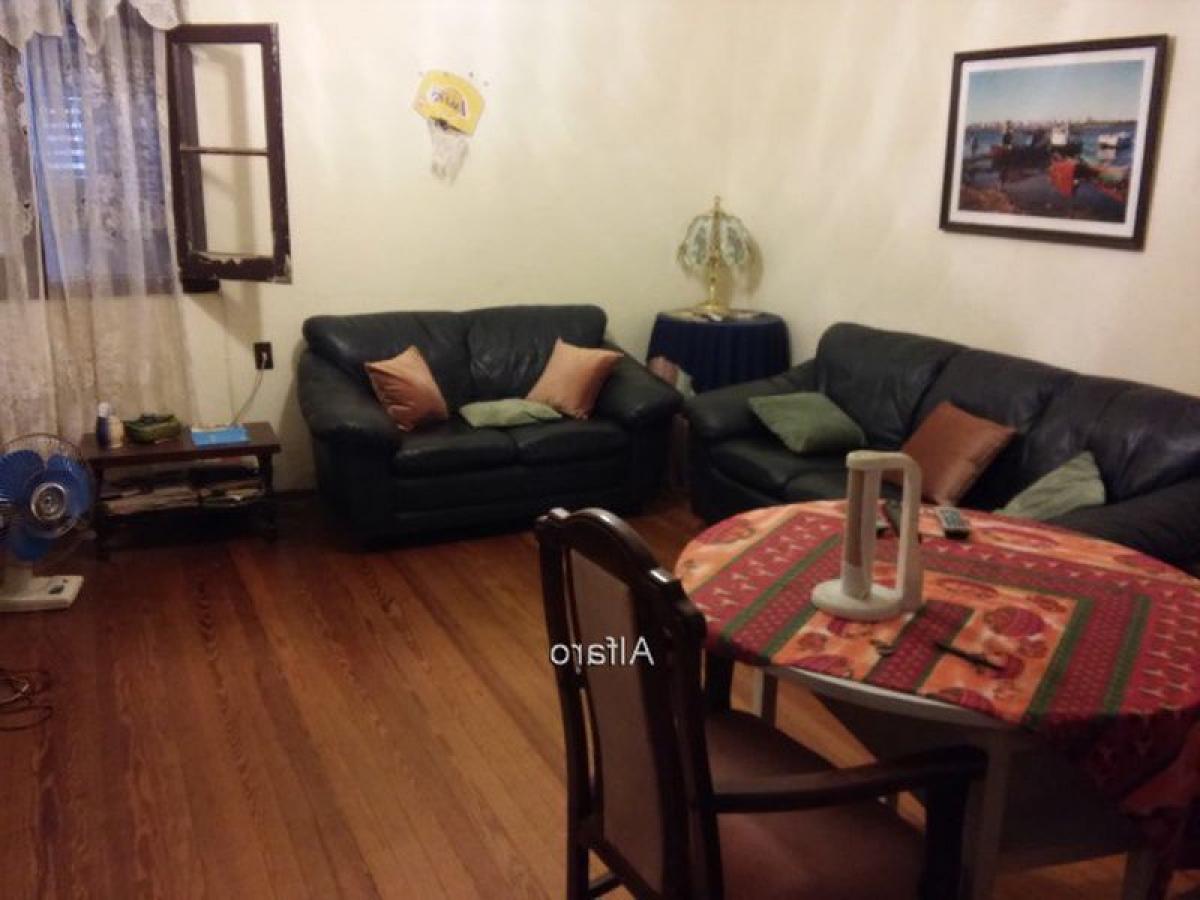 Apartamento de 2 dormitorios en Montevideo, Uruguay No. 2797