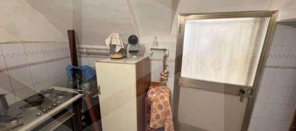 2-salle Bâtiment à Molfetta, Italy No. 20605 2