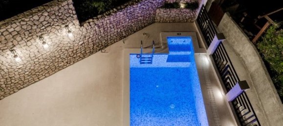 4 bedrooms Commercial property in Budva, Montenegro No. 83 12