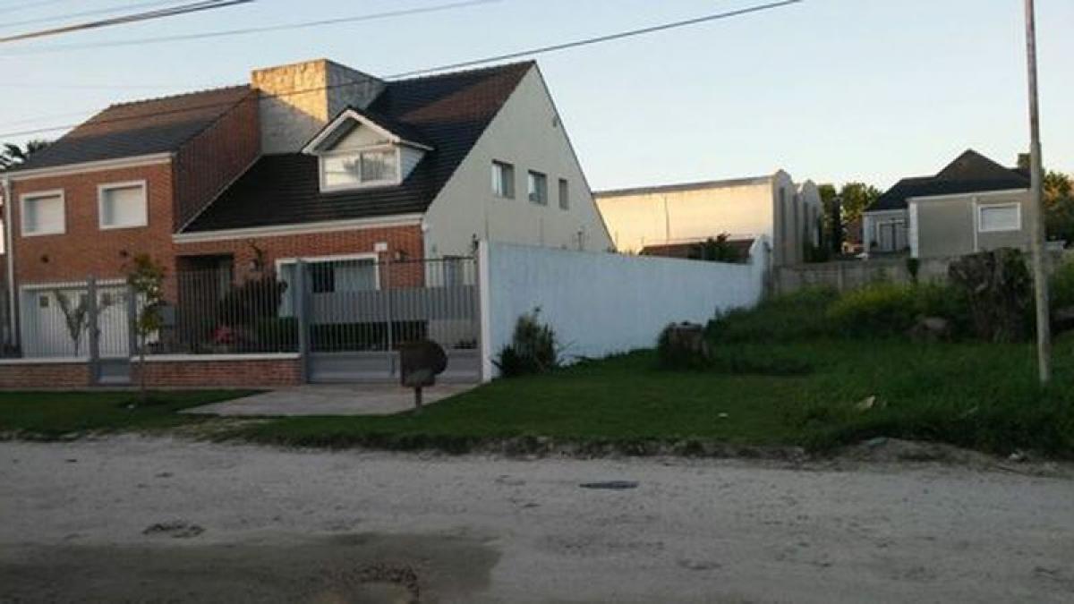 Земельный участок в Мар-дель-Плата, Аргентина № 110266