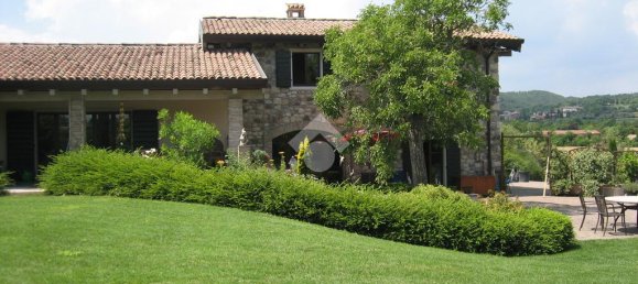 3 bedrooms Villa in Verona, Italy No. 60947 22