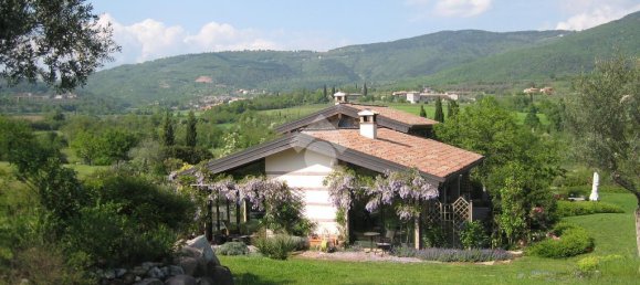 3 bedrooms Villa in Verona, Italy No. 60947 13