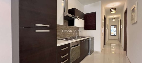 Apartamento T2 em Sliema, Malta N.º 9532 5