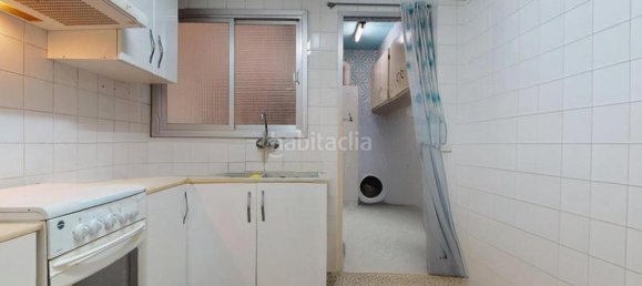 4 chambres Appartement à Burjassot, Spain No. 140273 6