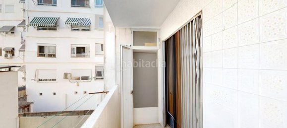 4 chambres Appartement à Burjassot, Spain No. 140273 22