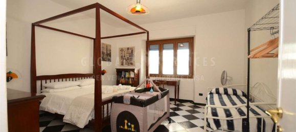 Квартира с 4 спальнями в Альгеро, Италия № 119632 9