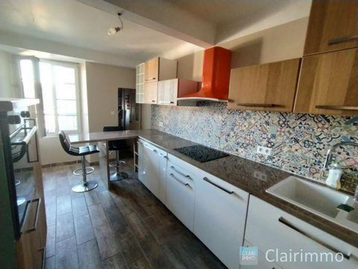 3 chambres Magasin à Tarbes, France No. 20176