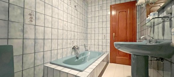  بناية في Santa Comba, Spain 224متر مربع رقم 56590 50