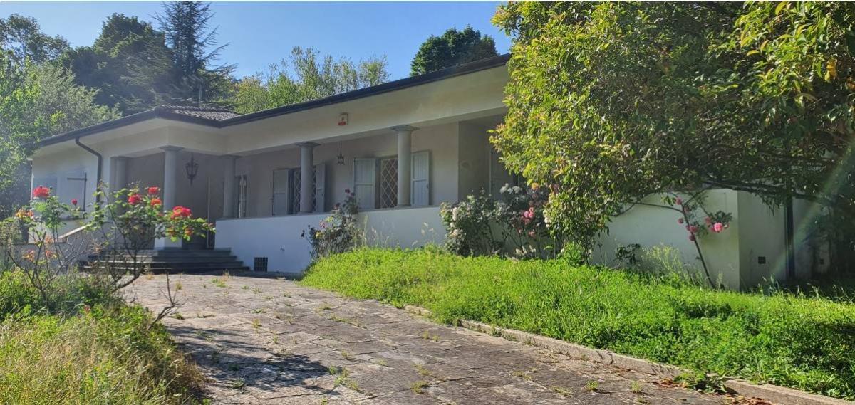 3 Schlafzimmer Villa in Camaiore, Italy, Nr. 911