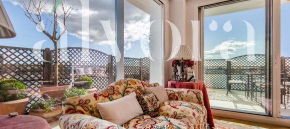 Пентхаус с 5 спальнями в Мадрид, Испания № 147135 3