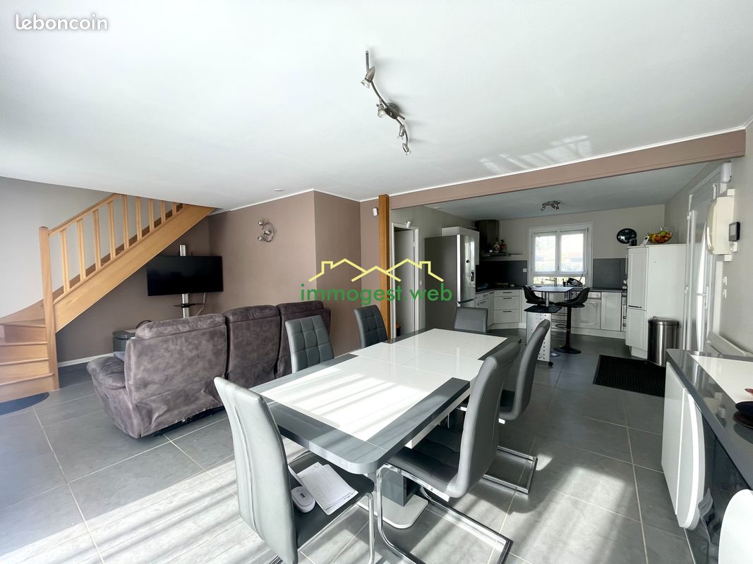 Casa T4 em Neuilly-en-Thelle, France N.º 72467