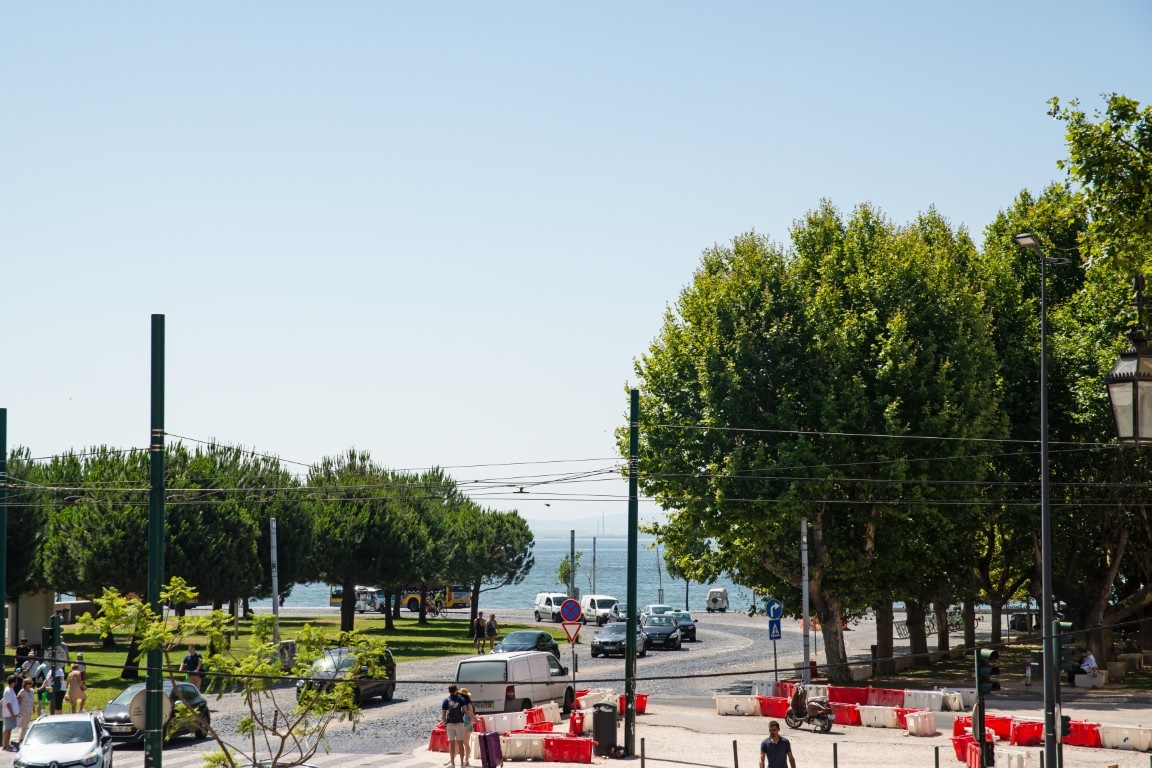 2 bedrooms Apartment in Lisbon, Portugal No. 96135