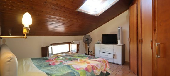 5 bedrooms Villa in Correggio, Italy No. 323411 20