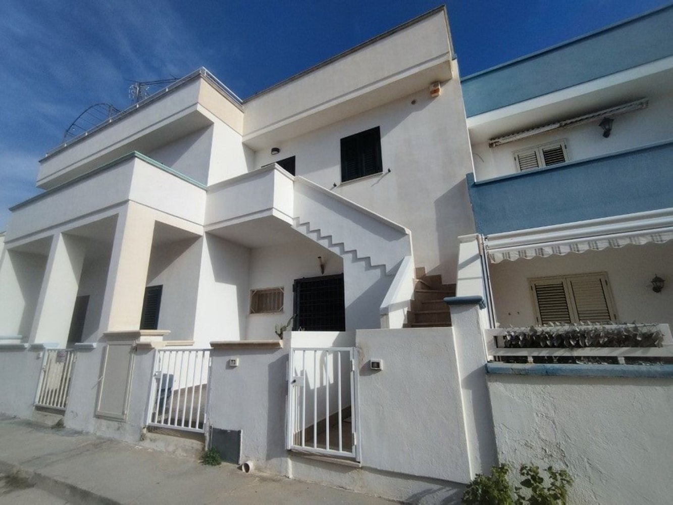 Apartamento de 2 habitaciónes en Ugento, Italy No. 155603