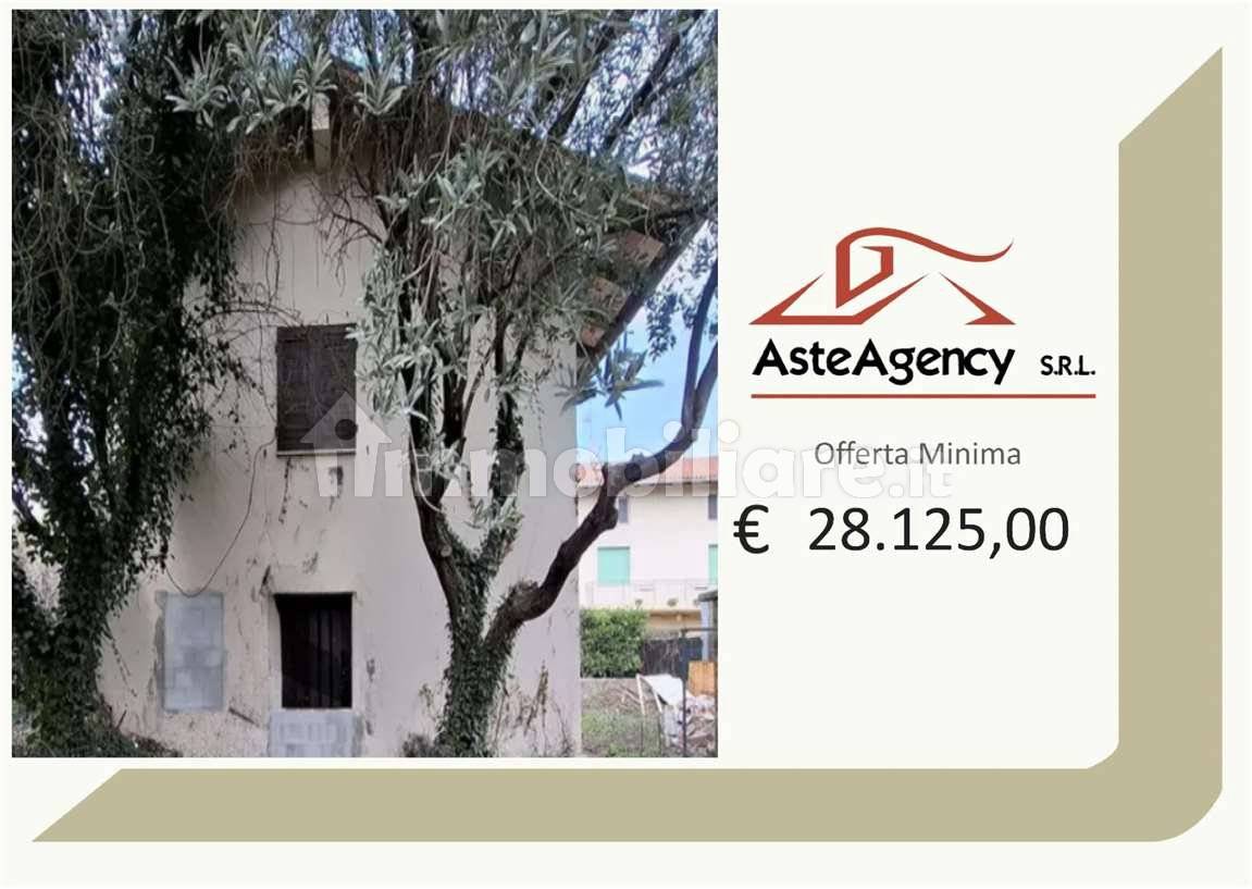 3 غرف نوم منزل في Udine, Italy رقم 317374