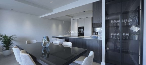 3 bedrooms Apartment in Saint Julian's, Malta No. 11555 4