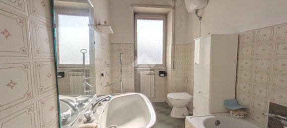 4-salle Appartement à Ciampino, Italy No. 174267 21