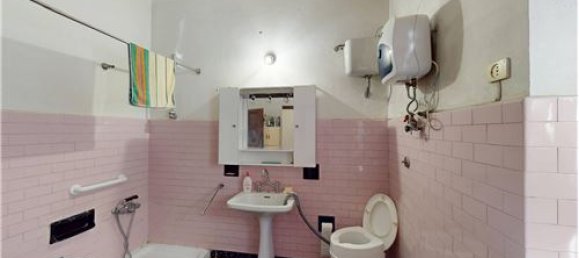 Casa de 14 divisões em Serra Riccò, Italy N.º 294255 37