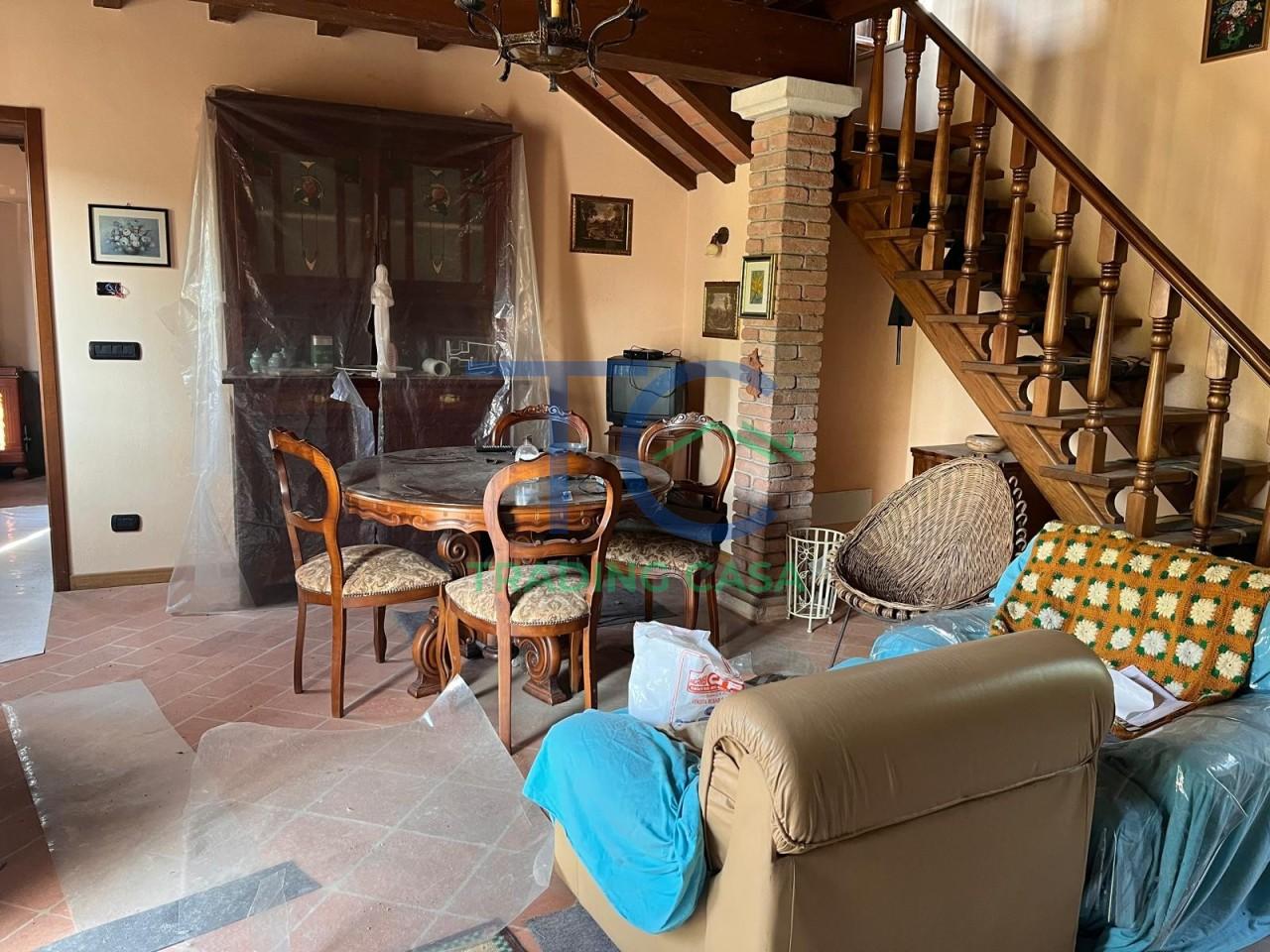 4غرفة فيلا في Calendasco, Italy رقم 14870