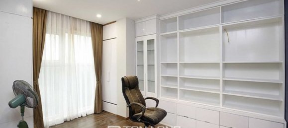 Apartamento de 3 dormitorios en Tay Ho, Vietnam No. 722 17