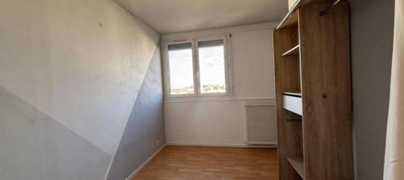 Квартира с 4 спальнями в Сент-Этьен, Франция № 306657 8