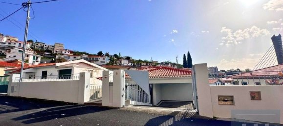 3 bedrooms House in Funchal, Portugal No. 144044 32