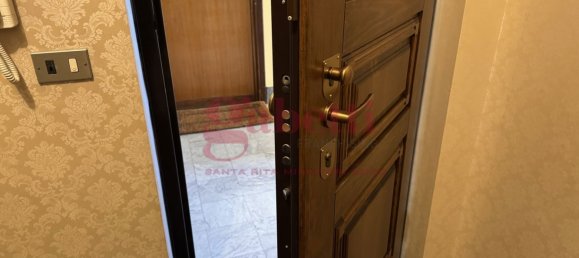 4-salle Appartement à Turin, Italy No. 89809 22