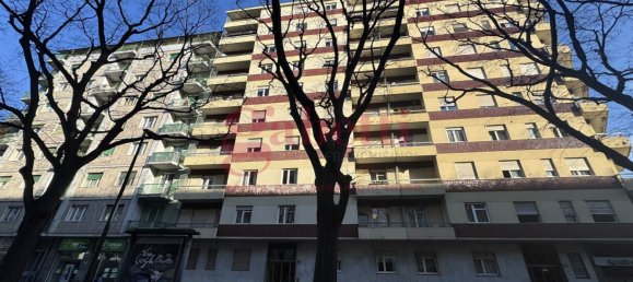 4-salle Appartement à Turin, Italy No. 89809 16