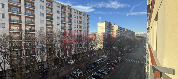 4-salle Appartement à Turin, Italy No. 89809 14