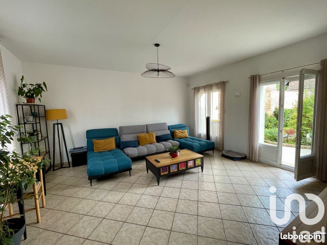 5 Schlafzimmer Haus in Holnon, France, Nr. 252804