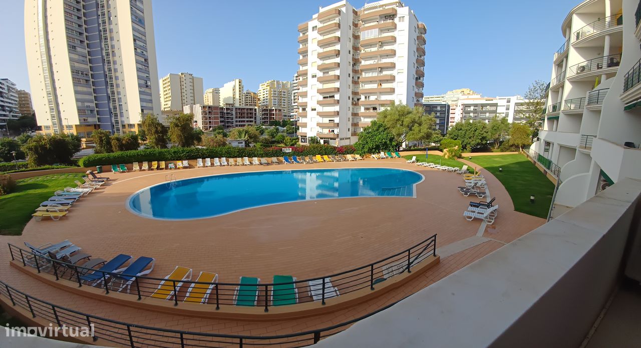 2 bedrooms Apartment in Portimao, Portugal No. 206962