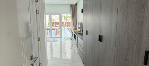 Villa de 3 dormitorios en Hua Hin, Thailand No. 77690 9