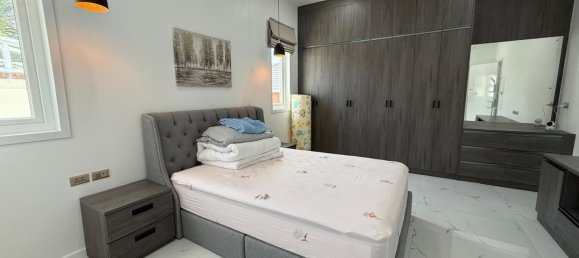 Villa de 3 dormitorios en Hua Hin, Thailand No. 77690 12