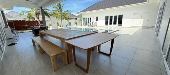 Villa de 3 dormitorios en Hua Hin, Thailand No. 77690 23