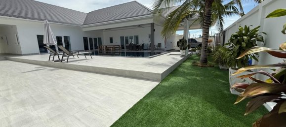 Villa de 3 dormitorios en Hua Hin, Thailand No. 77690 30