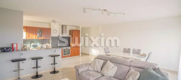 2 bedrooms Apartment in Peron, France No. 335350 3