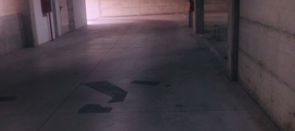 Garage à Cagliari, Italy No. 294856 22