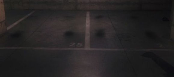 Garage à Cagliari, Italy No. 294856 18