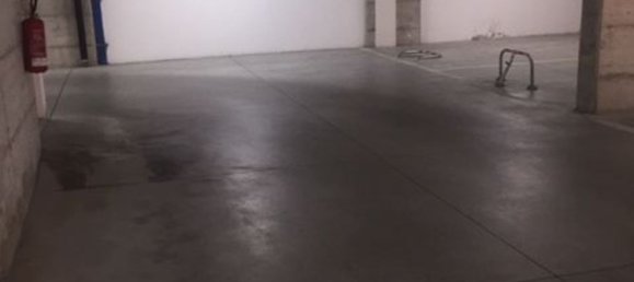 Garage à Cagliari, Italy No. 294856 3