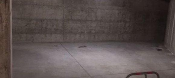 Garage à Cagliari, Italy No. 294856 7