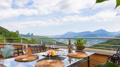 Вилла с 13 комнатами в Халлайн, Австрия № 216045