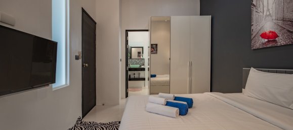 4 bedrooms Condo in Karon, Thailand No. 5948 13